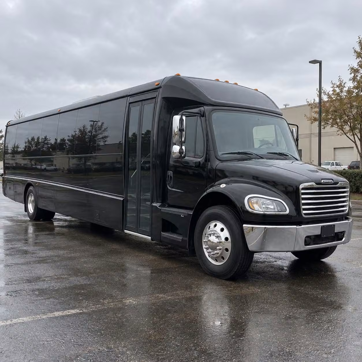 long beach 35 passenger minibus rental
