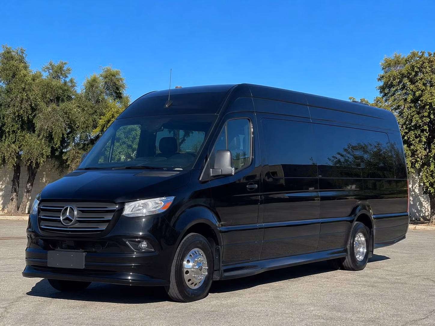 transportation serving long beach and nearby cities